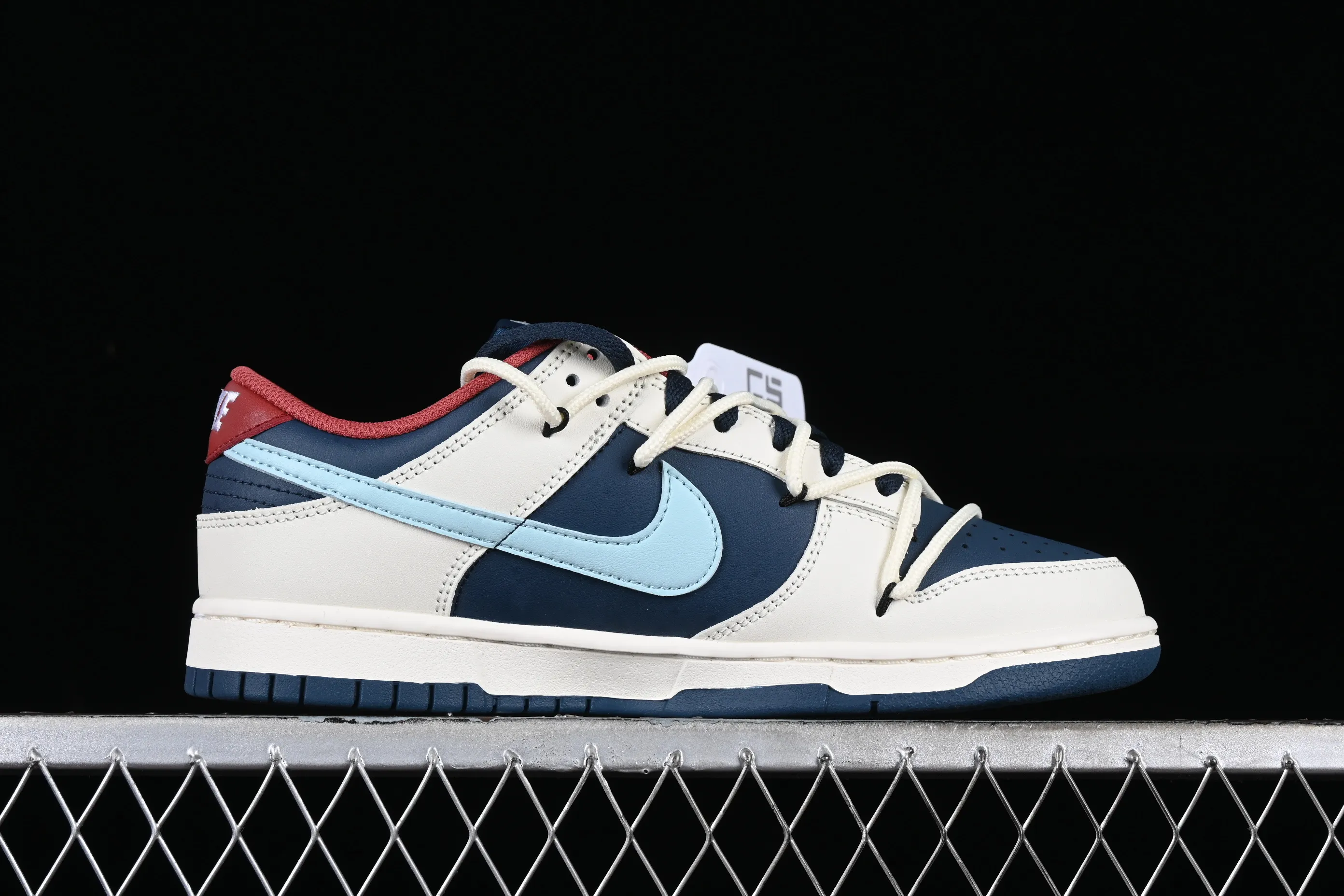 All categories Nk SB Dunk series Nk SB Dunk Low low-top sneakers CS version Nk Dunk Low Retro customized version of deconstructed strapped low-top casual sneakers DD1503-602